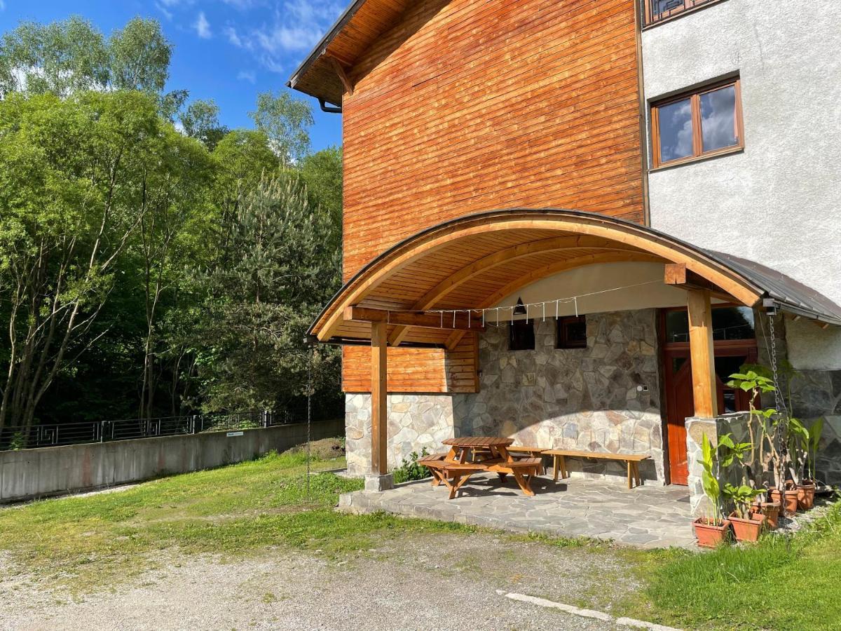 Hotel Brainy Krasno nad Kysucou Bagian luar foto