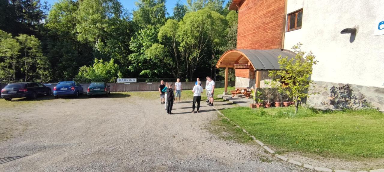 Hotel Brainy Krasno nad Kysucou Bagian luar foto