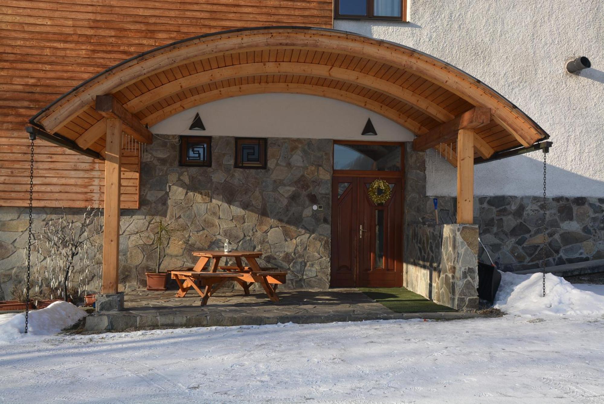 Hotel Brainy Krasno nad Kysucou Bagian luar foto